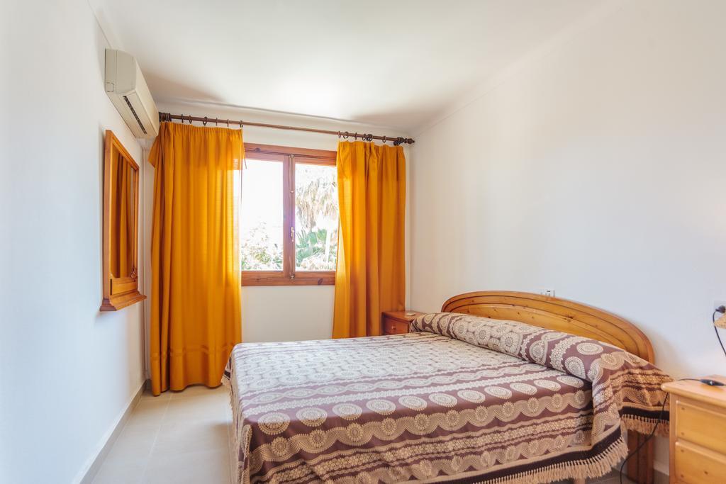Apartamentos Obrador コロニア・サン・ジョルディ 部屋 写真