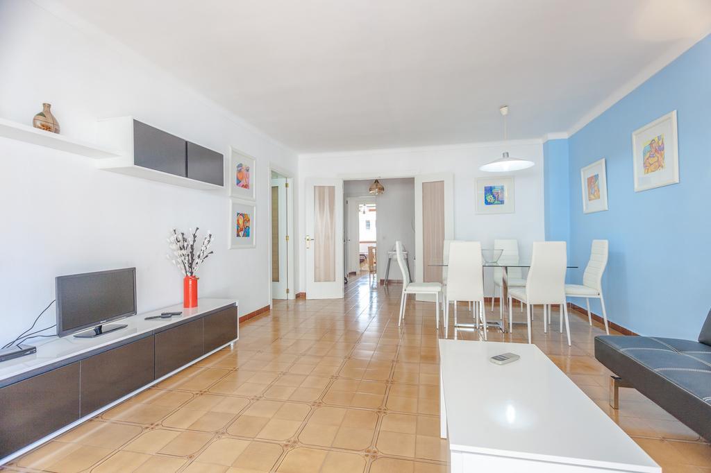 Apartamentos Obrador コロニア・サン・ジョルディ 部屋 写真