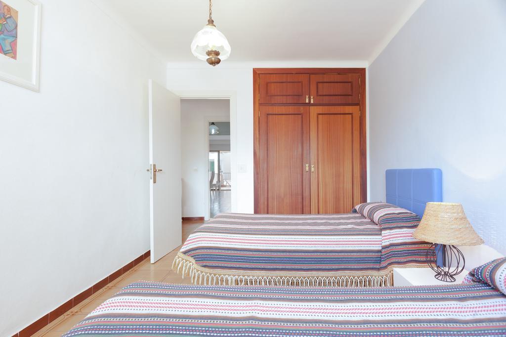 Apartamentos Obrador コロニア・サン・ジョルディ 部屋 写真
