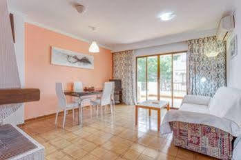 Apartamentos Obrador コロニア・サン・ジョルディ エクステリア 写真